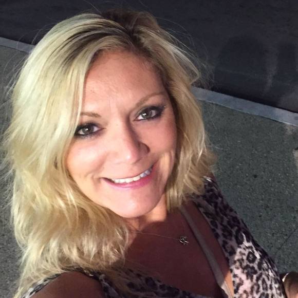 Meet your Posher, Kristy - Picture 1 of 1